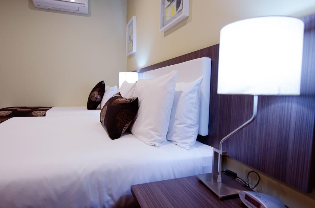 Park Squire Motor Inn & Serviced Apartments Мельбурн Экстерьер фото