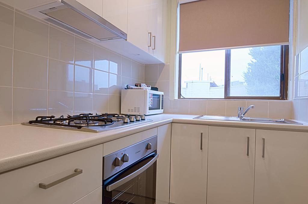 Park Squire Motor Inn & Serviced Apartments Мельбурн Экстерьер фото